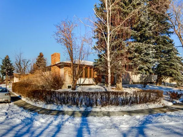 4620 S 31st Ave NE, Calgary, AB T1Y 1G9