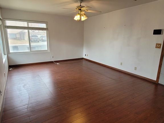 3rd image of 11564 Triumph Ln