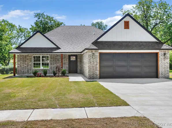 107 S Coo Y Yah St, Pryor, OK 74361