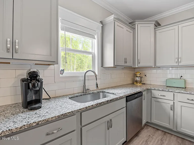 324 Dunston Rd — Photo 21