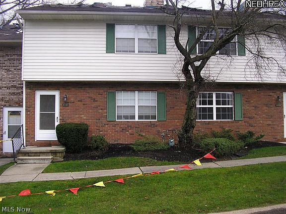 2nd image of 4448 Sandelwood Dr