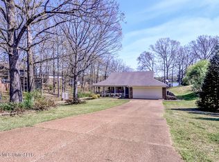 2160 Taryn Ln, Nesbit, MS 38651