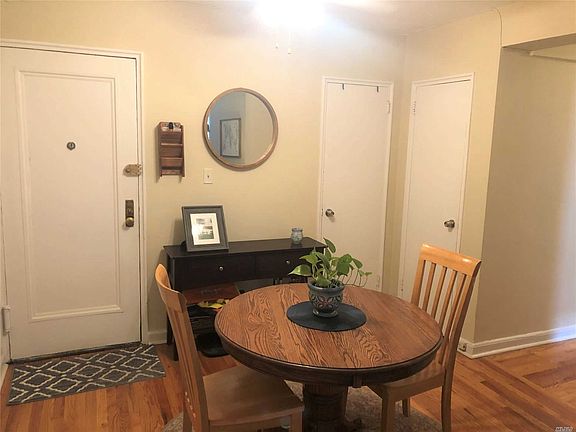 4th image of 32 Cathedral Ave APT 5E