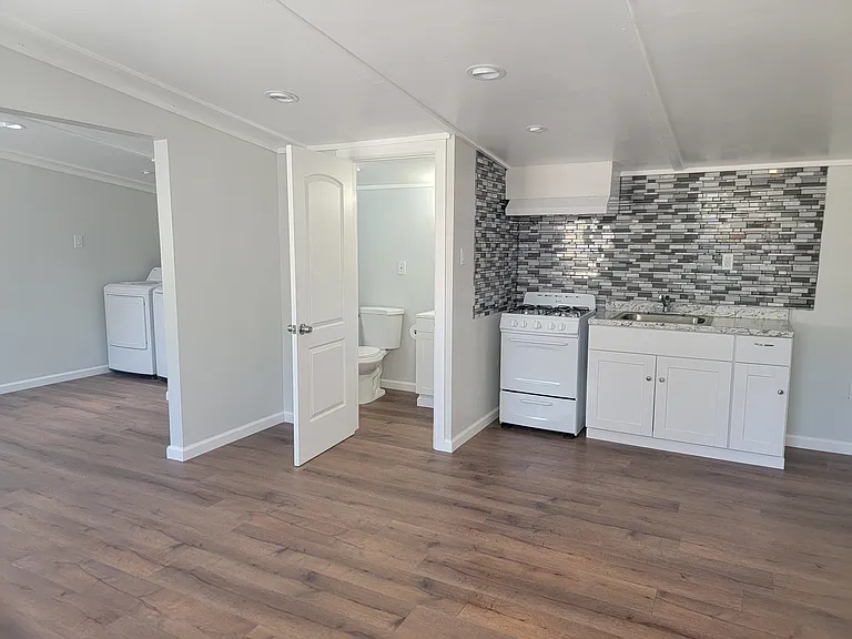 16786 Yucca Ave #B — Photo 1