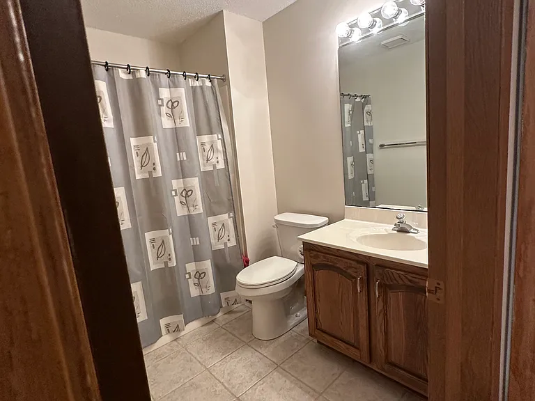 35 Nathan Ln N #121 — Photo 11