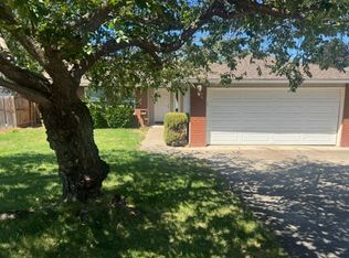 3051 Bron Cir, Medford, OR 97504