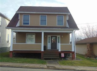 913 Pittsburgh St, Connellsville, PA