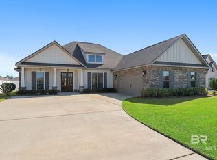 10817 Secretariat Blvd, Daphne, AL 36526