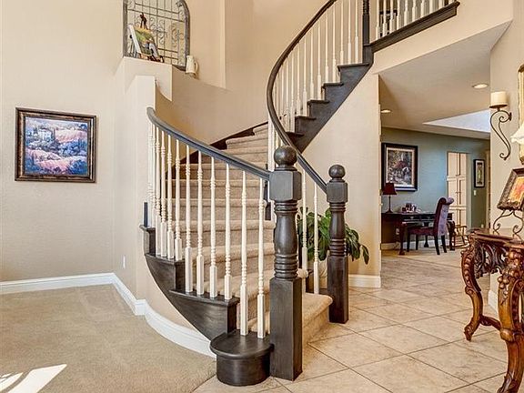 4th image of 5825 Pebble Creek Dr