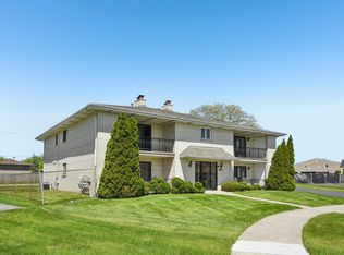 16518 Crescent Ave APT 2N, Tinley Park, IL 60477
