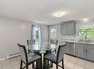 15 Crescent St #E, Lawrence, MA 01841