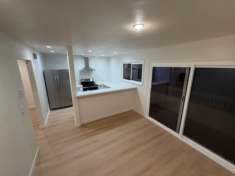 610 Old San Francisco Rd — Photo 3