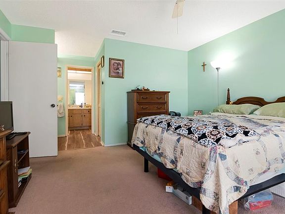 5th image of 4111 105TH AVENUE N