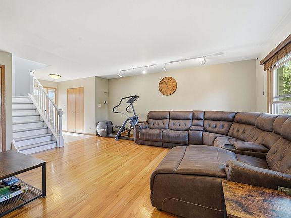 4th image of 8627 Miroballi Dr