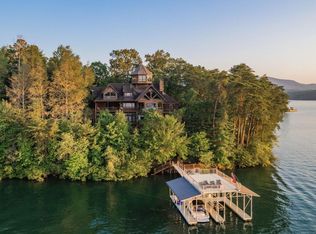 118 Charlotte Dr, Morganton, GA 30560