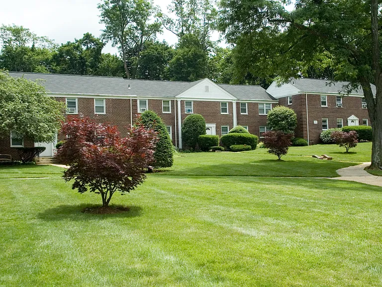 Prospect Hill Apartments — Photo 5
