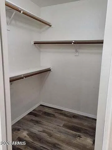 1038 N Columbus Dr — Photo 10