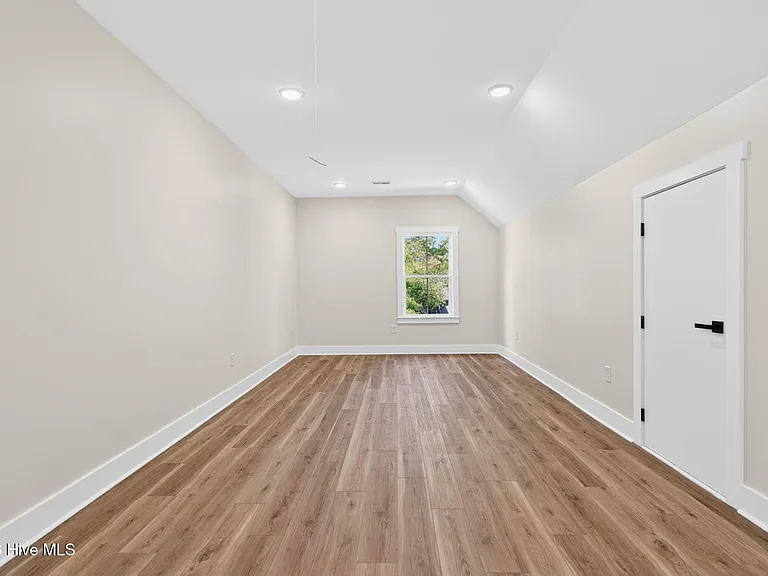 474 S Middleton Dr NW — Photo 28