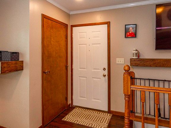 4th image of 710 N Blackhoof St