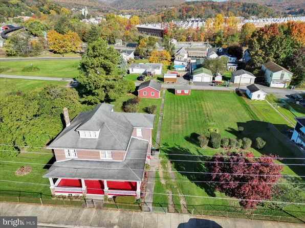 48 Schuylkill St, Cressona, PA 17929