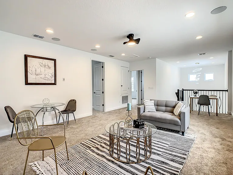 15707 Vetta Dr — Photo 67