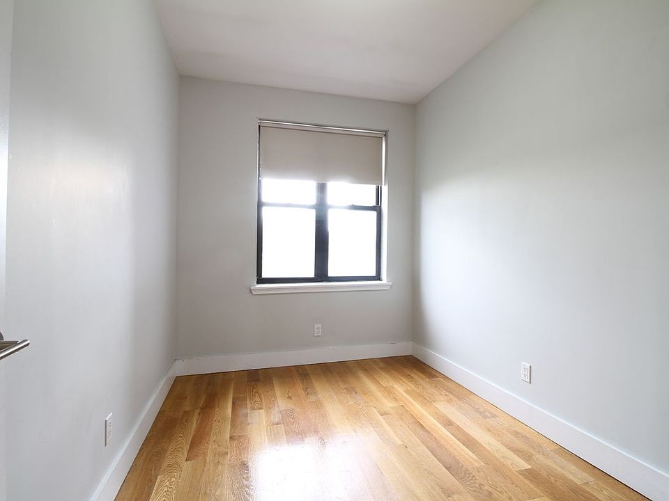 1st image of 188 Noll St APT 5A