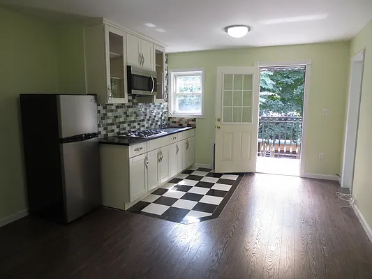 Rented by Block & Lot Real Estate | media 15