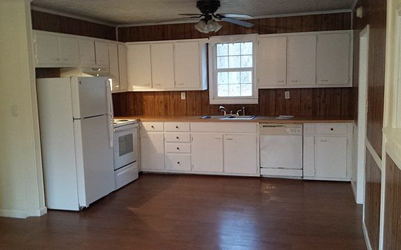 3rd image of 117 Lee Dr