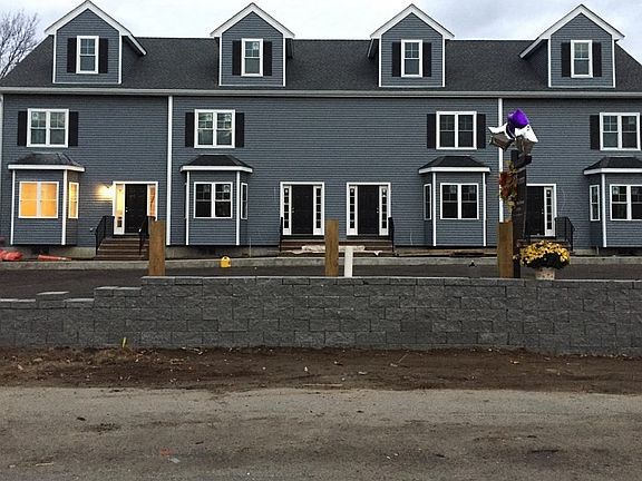 2nd image of 210 Washington St #3