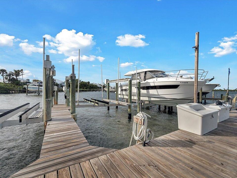 4311 NE Joes Point Rd, Stuart, FL 34996 MLS RX10947727 Zillow