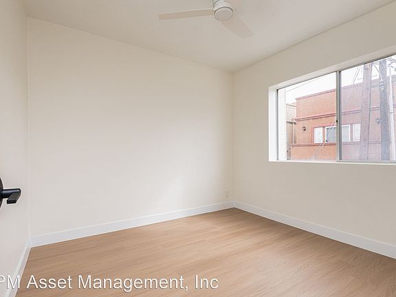 2nd image of 710 N Cleveland St APT E