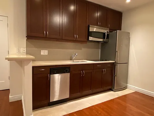 Rented by REAL New York | media 8