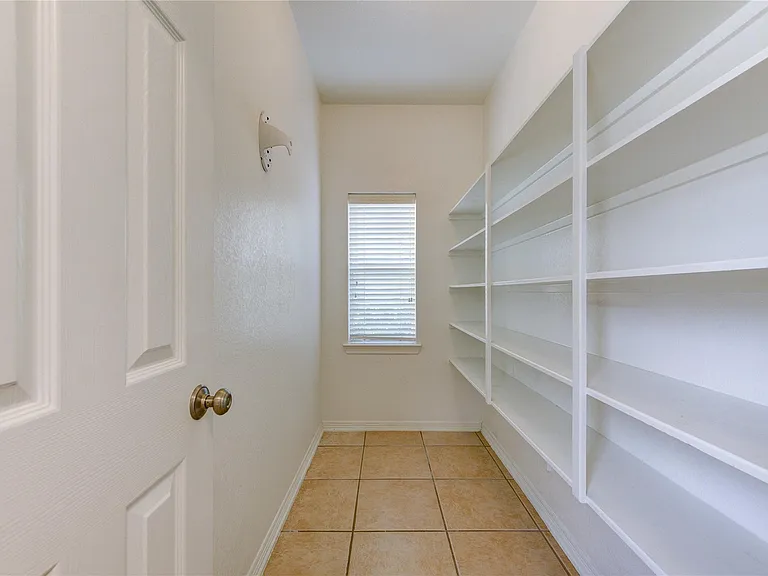 3819 Rivermoss Ln — Photo 37