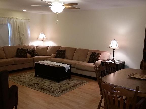 2nd image of 182B Sterling Ct #100B