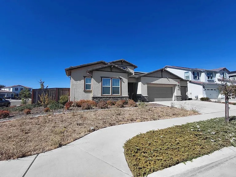 7487 Fortaleza Ave — Photo 4