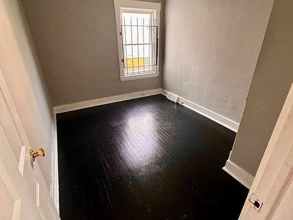 4th image of 8901 Saint Clair Ave #2