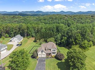15 Hyalite Rd E, Dahlonega, GA 30533
