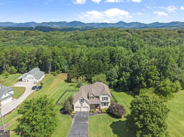 15 Hyalite Rd E, Dahlonega, GA 30533