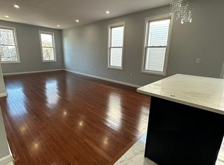 7111 69th Pl FLOOR 2, Ridgewood, NY 11385