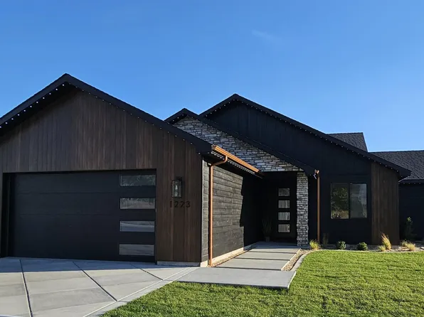 1223 Bronze Dr, Rupert, ID 83350