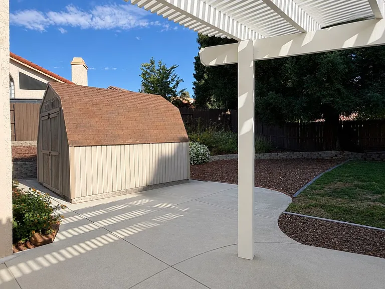 742 Rambleton Dr — Photo 32