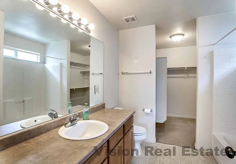 1484 E 1190 S — Photo 15