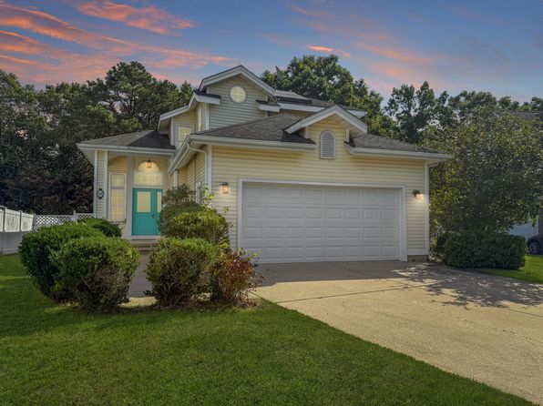 100 La Mesa Ct