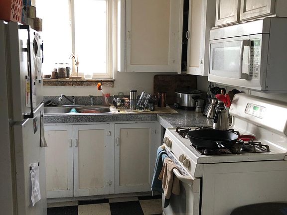 4th image of 2929 Bruce Randolph Ave #3