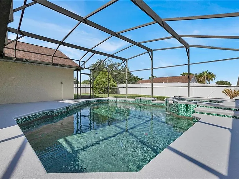 112 Azalea Dr — Photo 23