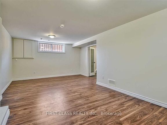 4th image of 24 Fintona Ave #Basement