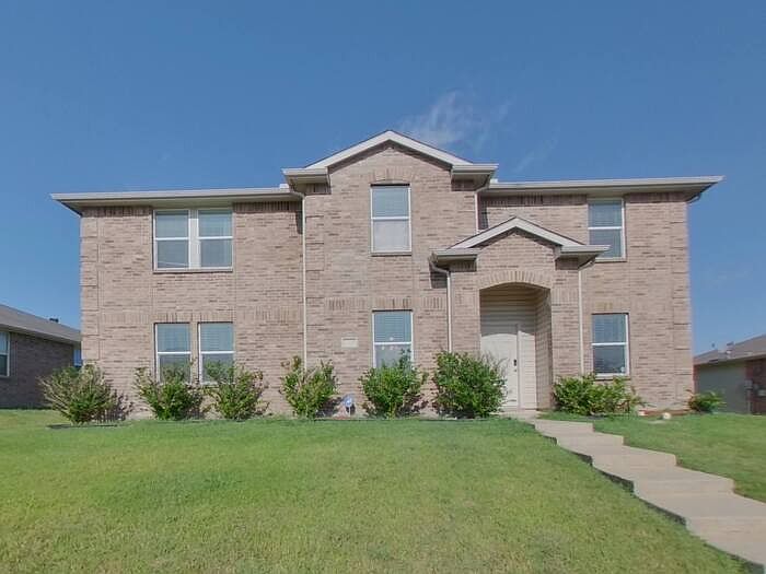 1st image of 1421 Laurel Ln