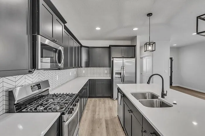 2919 N Phoenix Ln — Photo 12