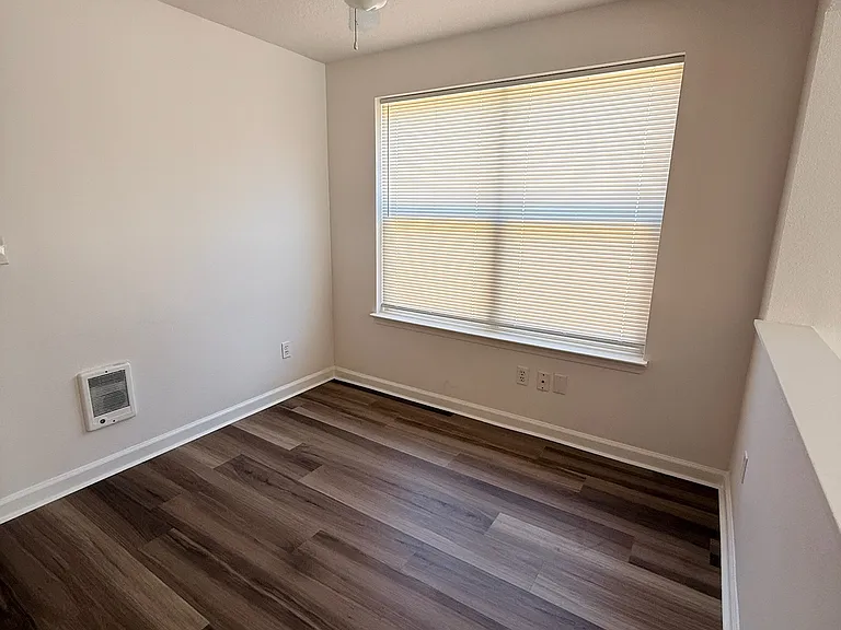 519 NE Webster St — Photo 5