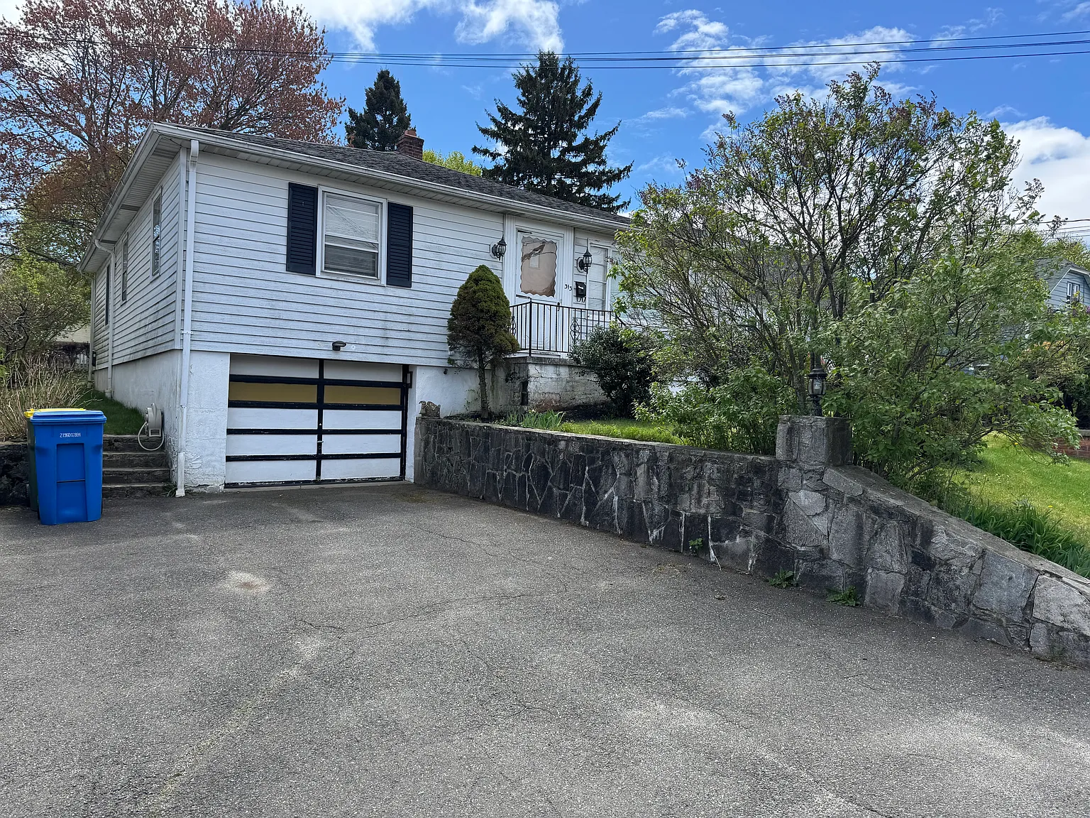 3 bed, 1500 sqft, $2,500 — Photo 3